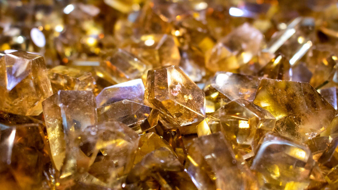 What Are the Most Popular Yellow Gemstones: 4 Stunning Choices - Stunning Blue